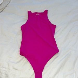 skims pink bodysuit
